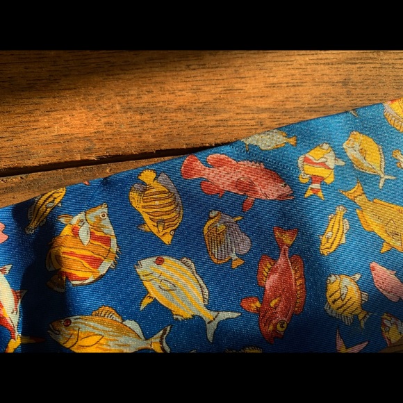 GUCCI Silk Fish 🐠 Tie